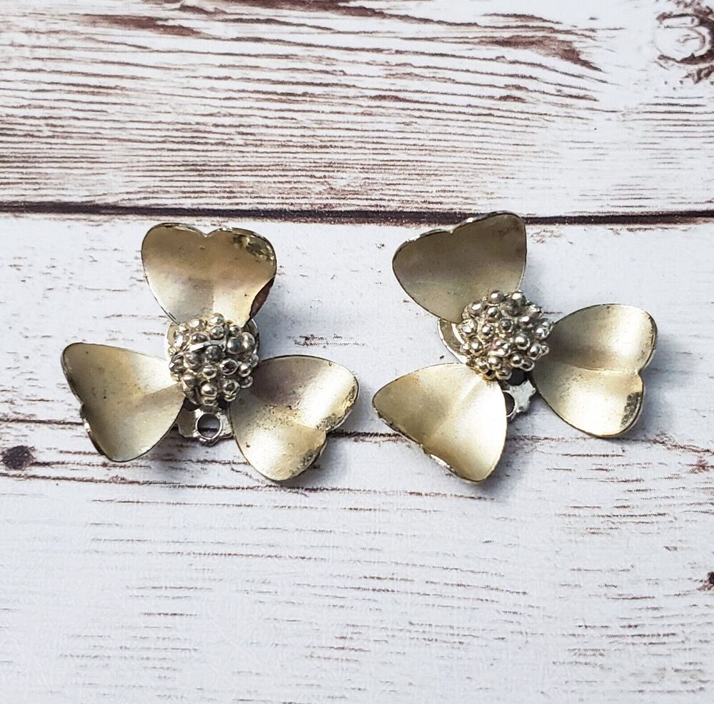 Vintage Clip On Earrings - 3 Petal Flower - Condition Issues